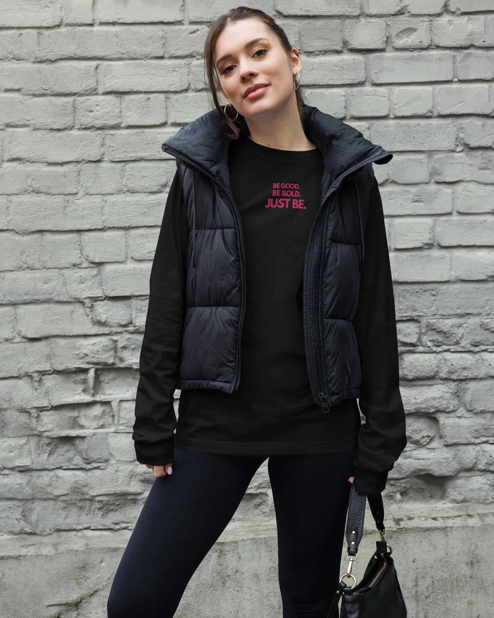 black-long-sleeve-tee-neleti.com