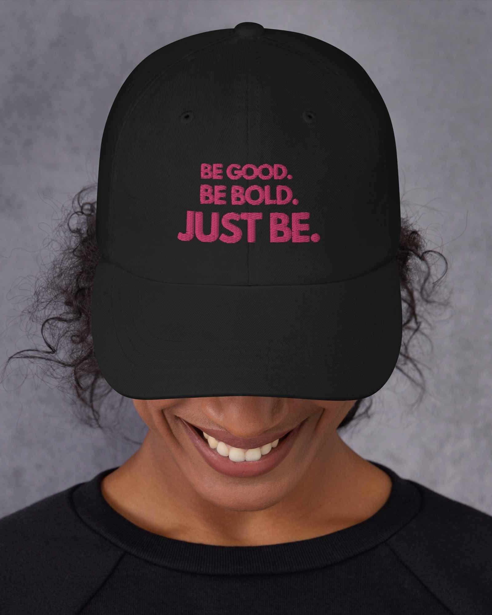 embroidered-black-baseball-hat-neleti.com