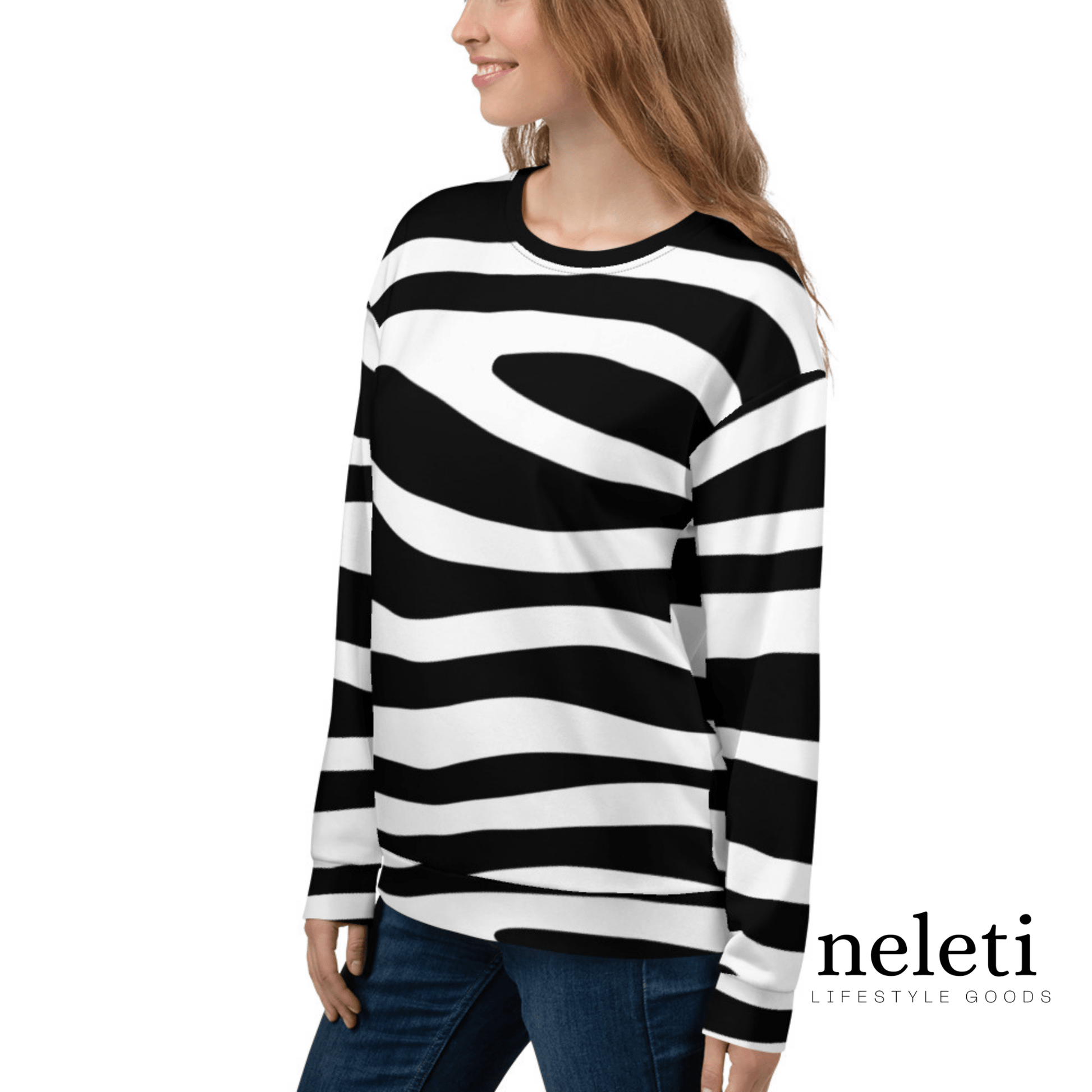 neleti.com-black-and-white-wavy-stripped-sweatshirt-for-women