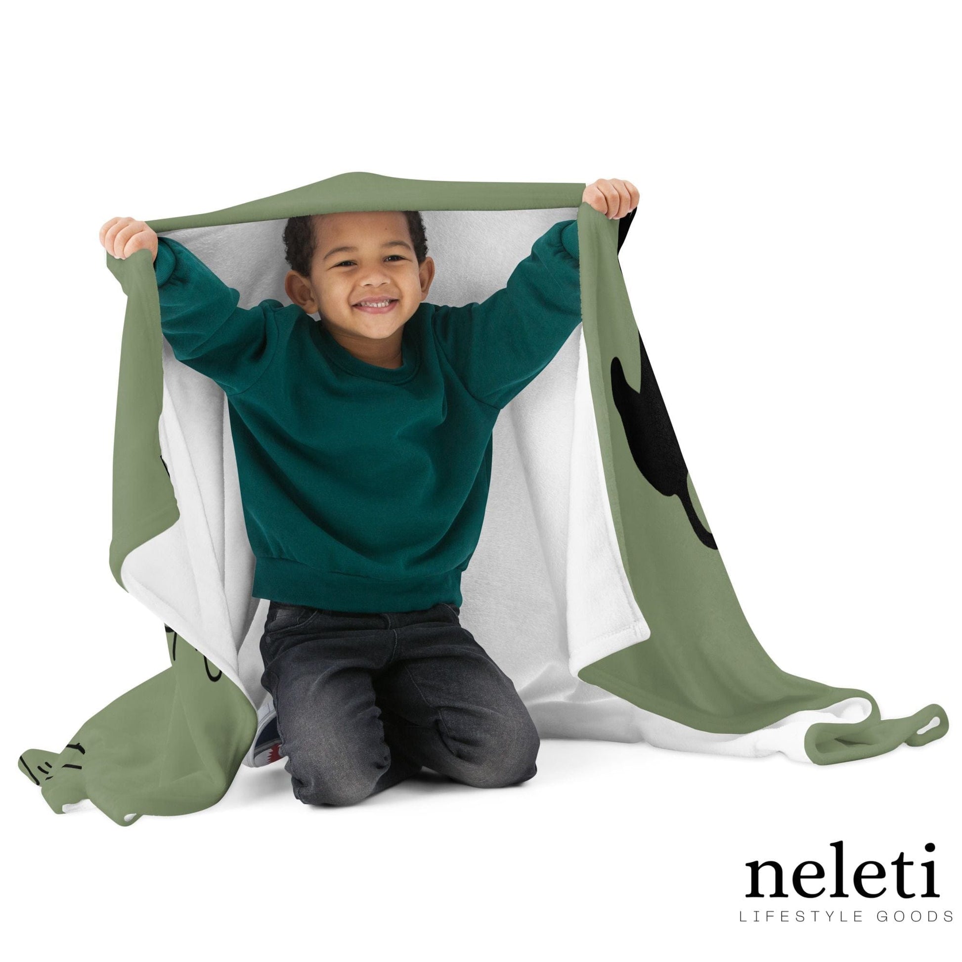 neleti.com-cat-blanket-in-camouflage-green-color