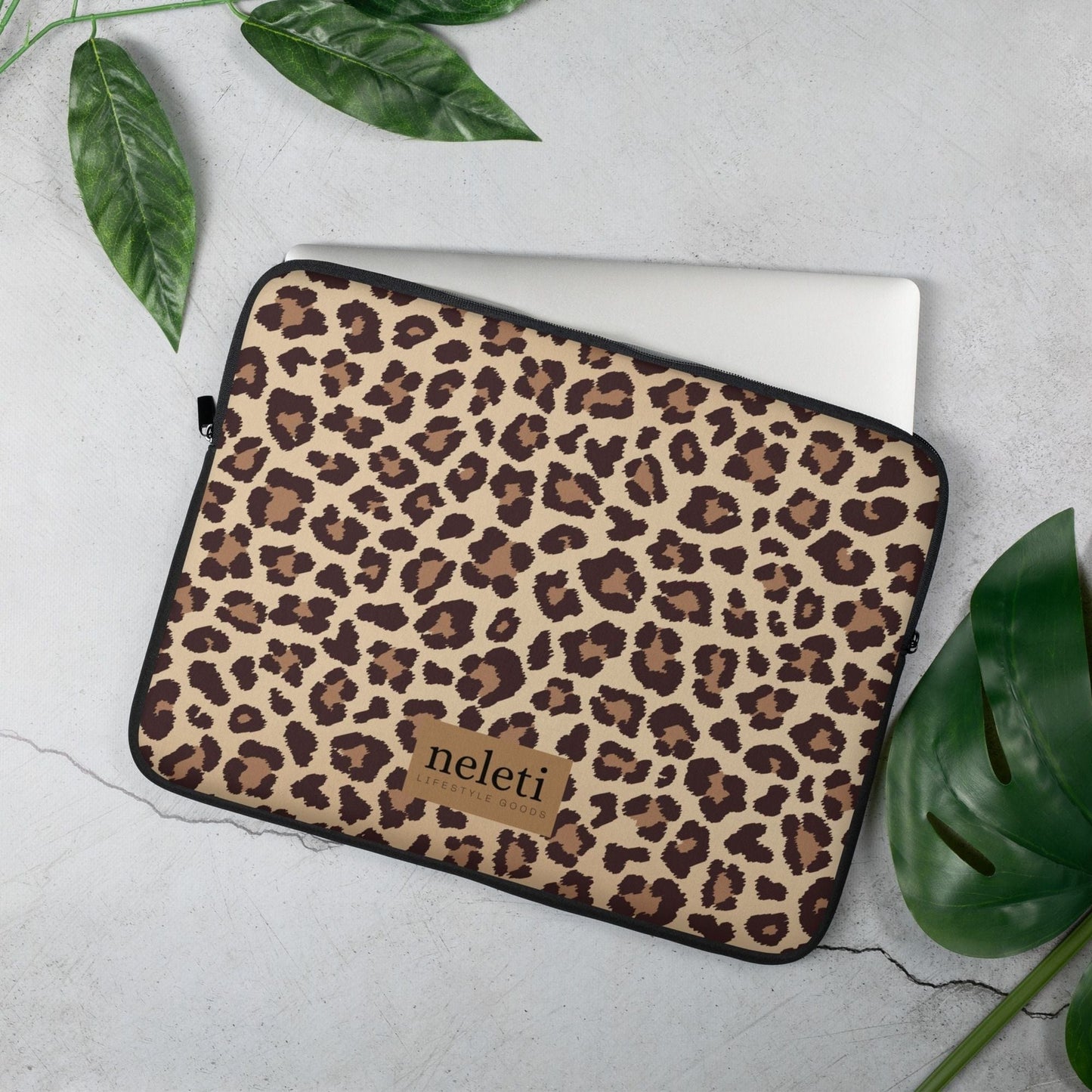 neleti.com-laptop-sleeve-15-inches-with-leopard-print